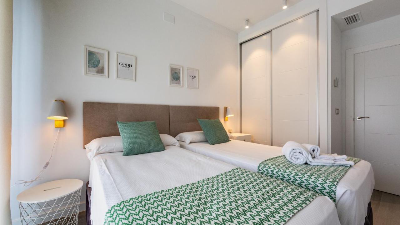 Homity Holidays - Playa Granada - Marina Golf Motril Exterior foto