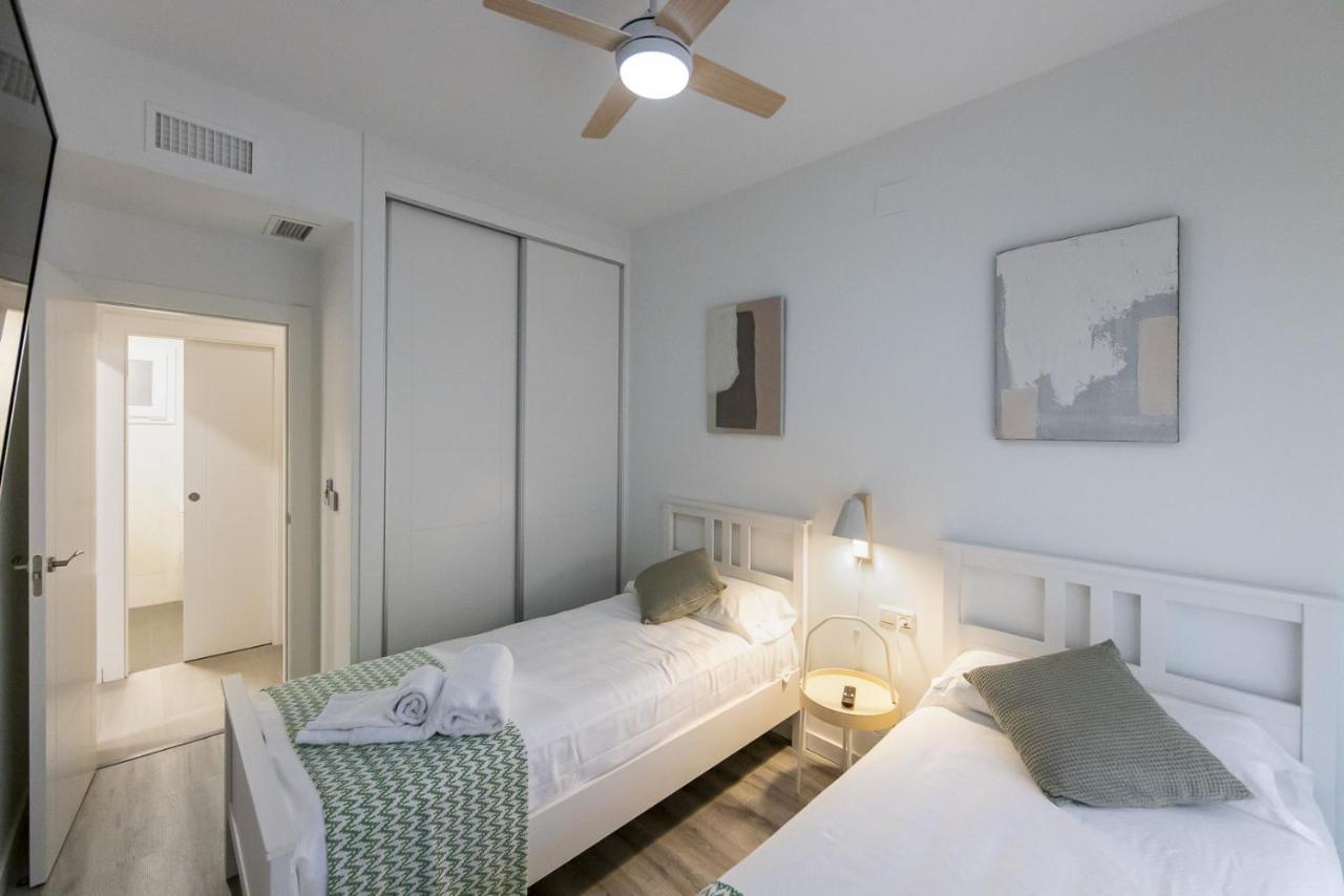 Homity Holidays - Playa Granada - Marina Golf Motril Exterior foto